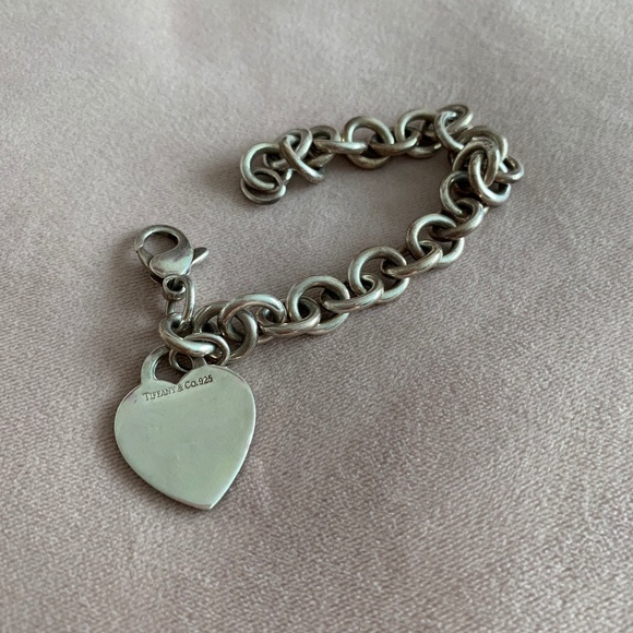 TIFFANY & CO. Heart Tag Bracelet - Picture 1 of 6